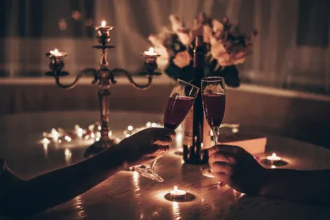 Don't just look at the romantic moments