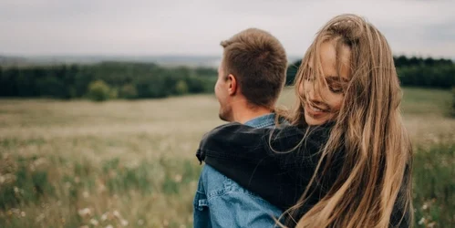 Can Guys Get Emotionally Attached? Key Signs to Notice