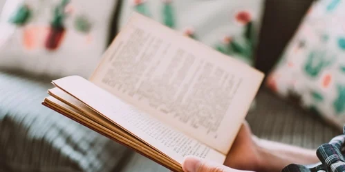 How to Stop People Pleasing: 3 Books That Actually Help