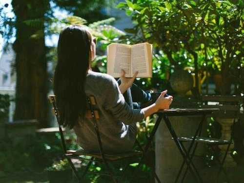 Why Don't I Love Myself? Understanding the Struggle and Finding Your Way Back