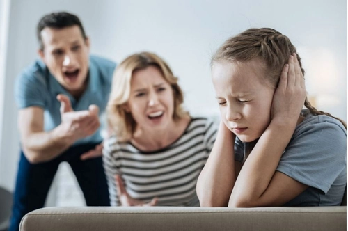What Causes Anxiety in Teens? A Parent's Guide to Understanding