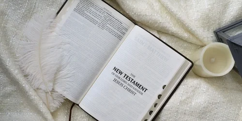 Books Like The 48 Laws of Power for Surviving Office Politics Without Becoming Cold