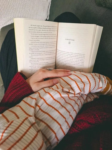 Best Books for Better Conversations That Actually Change How You Talk