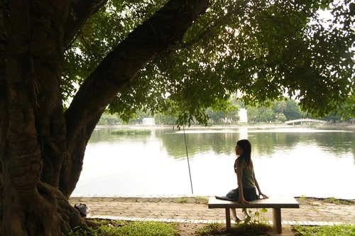 How to Calm Overthinking Mind: 7 Ways That Work