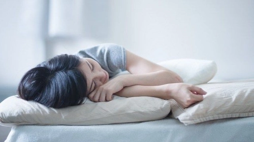 Why Anxiety at Night Feels Worse and How to Stop It